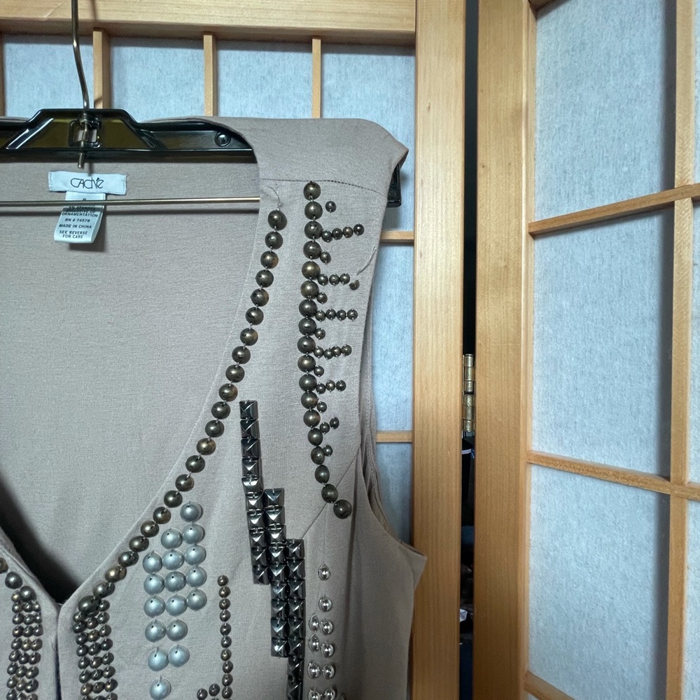 Cache beaded Vest